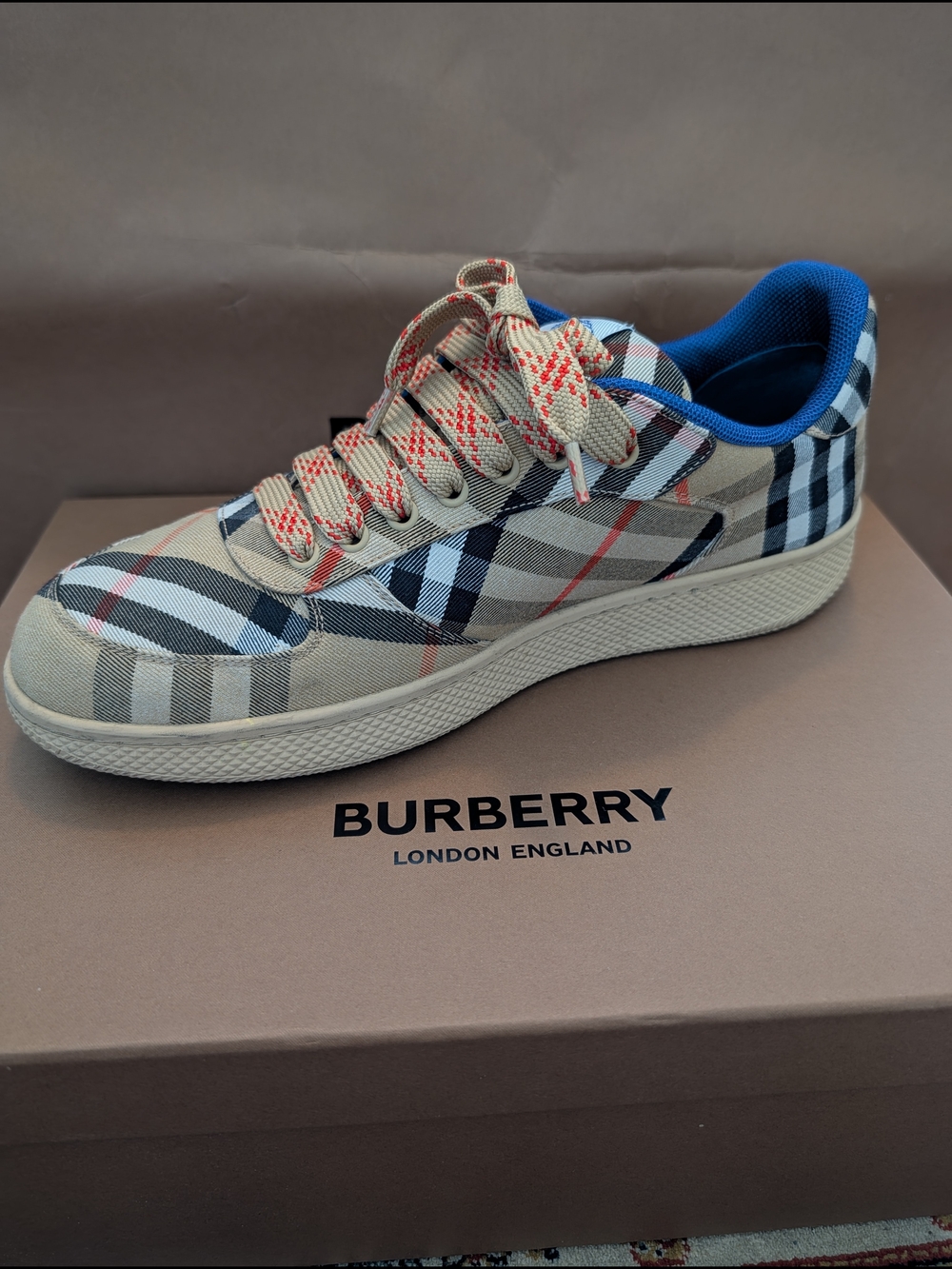 Burberry Plaid Low-Top Sneaker with Blue Lining and Red Accents